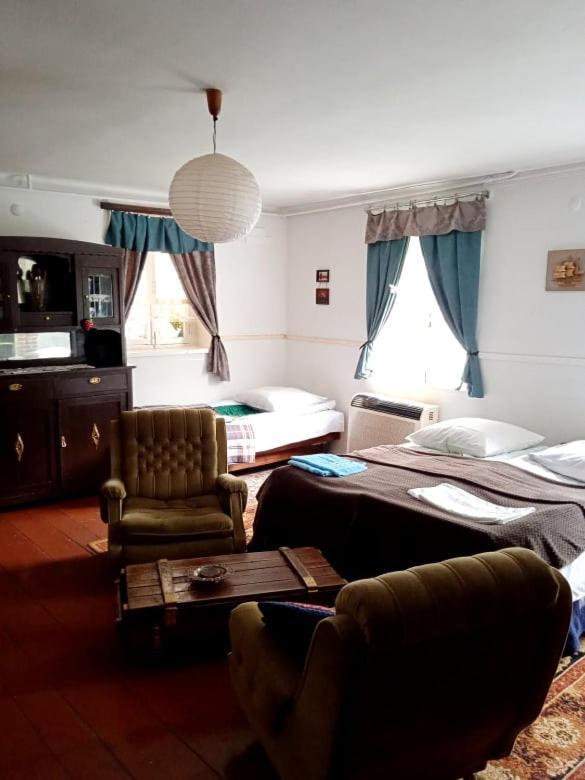 Guest House Meri Poppins Dedoplis Tskaro Bagian luar foto