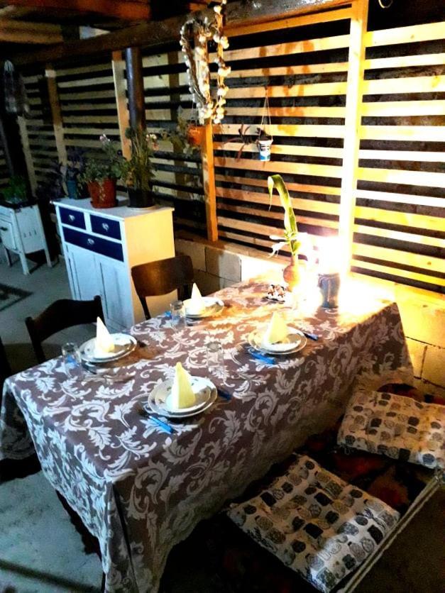 Guest House Meri Poppins Dedoplis Tskaro Bagian luar foto