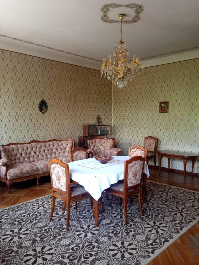 Guest House Meri Poppins Dedoplis Tskaro Bagian luar foto